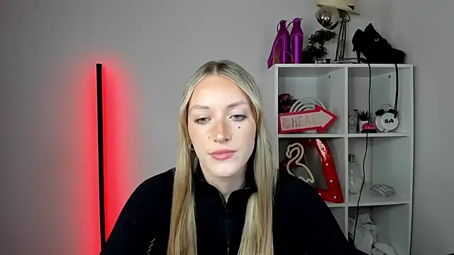 EvelynBlond online show from 1, 6, 2026