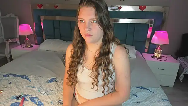 LiiaVelvet online show from 3, 4, 2026