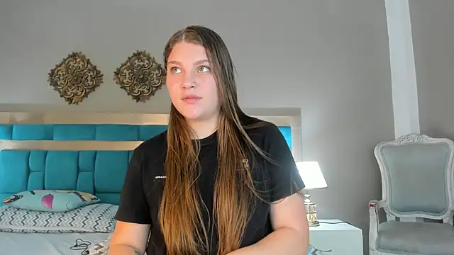 Snapshot of LiiaVelvet chatting on 17, 12, 2025 LiiaVelvet online show from 17, 12, 2025