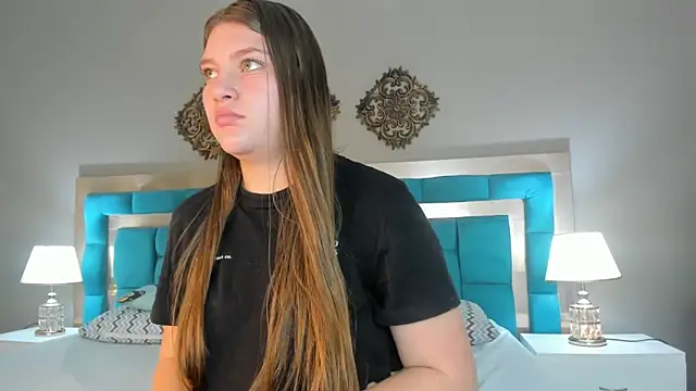 Snapshot of LiiaVelvet chatting on 16, 12, 2025 LiiaVelvet online show from 16, 12, 2025