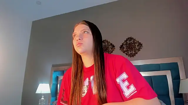 Snapshot of LiiaVelvet chatting on 19, 12, 2025 LiiaVelvet online show from 19, 12, 2025