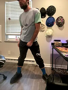strippingmale1 online show from 1, 12, 2025