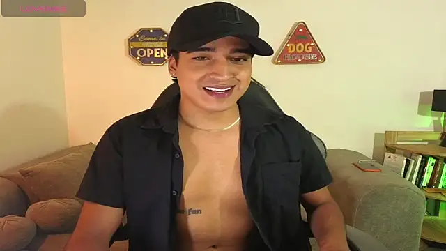 Snapshot of ken_blakerr chatting on 1, 6, 2026 ken blakerr online show from 1, 6, 2026