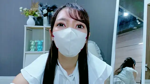 Nami-jpn online show from 2, 12, 2025