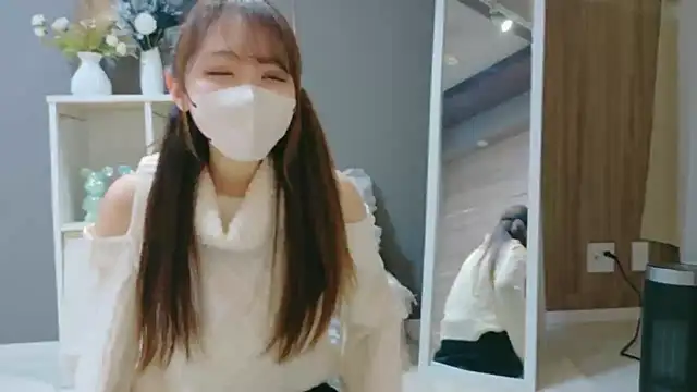 Nami-jpn online show from 20, 12, 2025