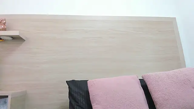 Snapshot of selenaflamemj chatting on 14, 1, 2026 selenaflamemj online show from 14, 1, 2026