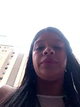 Layla-daring online show from 19, 6, 2026
