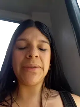 Layla-daring online show from 12, 5, 2026