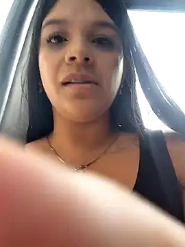 Layla-daring online show from 3, 5, 2026