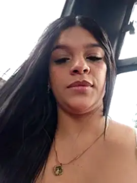 Layla-daring online show from 23, 4, 2026