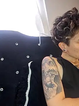 megan NL online show from 5, 12, 2025