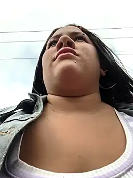 Kendra-daring online show from 13, 4, 2026