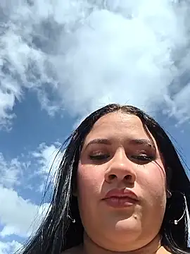 Kendra-daring online show from 19, 12, 2025