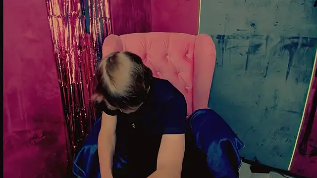 DonaldWoon online show from 17, 12, 2025