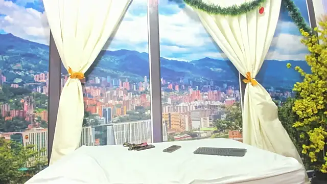 Snapshot of SabrinaAndEddy chatting on 13, 2, 2026 SabrinaAndEddy online show from 13, 2, 2026