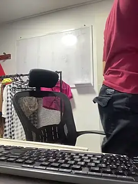 charlie bass online show from 25, 11, 2025