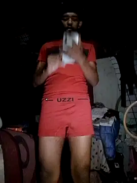 Eezxxx online show from 1, 3, 2026