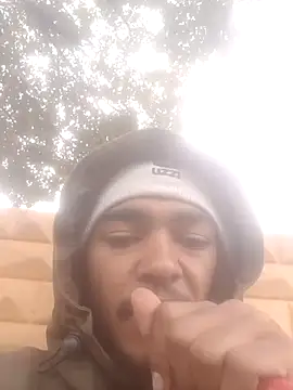 Eezxxx online show from 14, 4, 2026