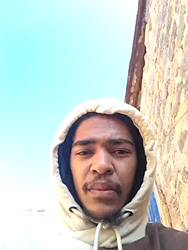 Eezxxx online show from 27, 3, 2026