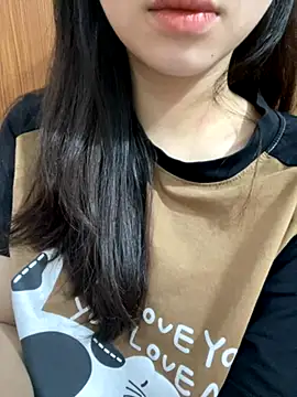 Snapshot of XndSeraphina chatting on 21, 11, 2025 XndSeraphina online show from 21, 11, 2025