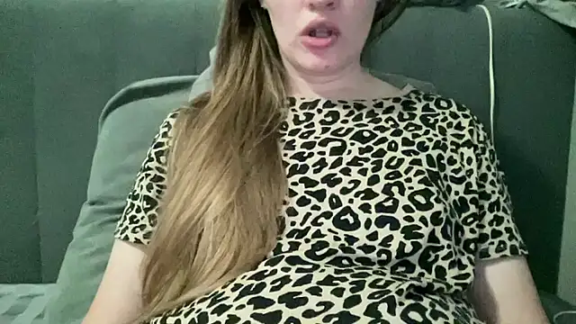 alisa kitcat online show from 12, 1, 2026