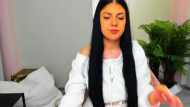 SerennaNoir online show from 2, 3, 2026