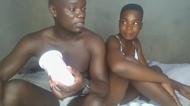 UsTwo  online show from 7, 1, 2026