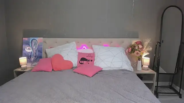 Malika Raspberry online show from 7, 2, 2026