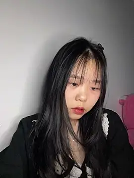 Kiee-lee online show from 3, 3, 2026