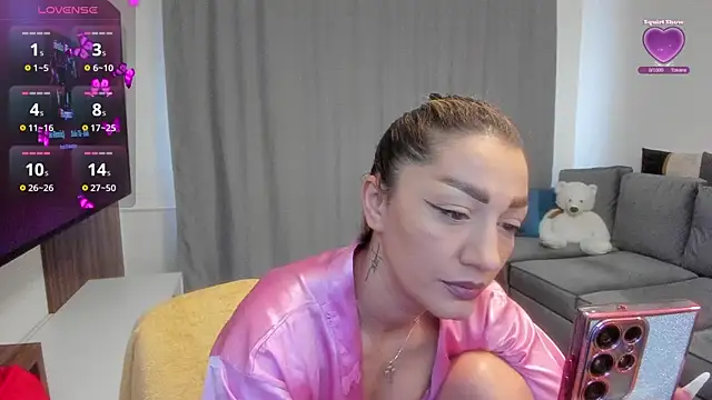 rossana doll online show from 18, 4, 2026