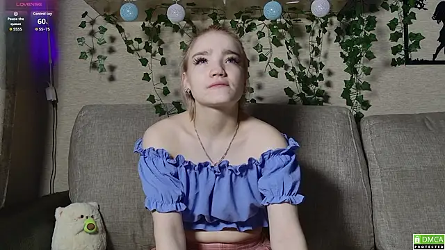 Megan Lora online show from 7, 3, 2026