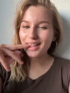 ImiMonroe online show from 24, 5, 2026