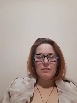 Snapshot of LanaOlbenst chatting on 4, 3, 2026 LanaOlbenst online show from 4, 3, 2026