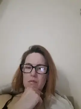 LanaOlbenst online show from 28, 4, 2026