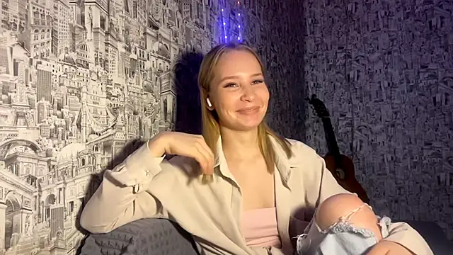 SophieLorein online show from 29, 11, 2025