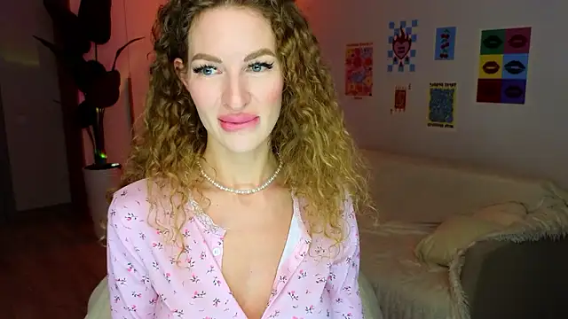 Anna  Herrera online show from 9, 3, 2026