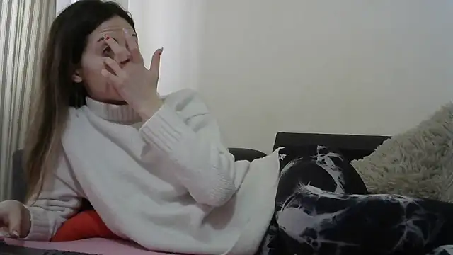 Snapshot of Erii18 chatting on 2, 2, 2026 Erii18 online show from 2, 2, 2026