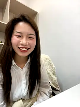 GYYoo online show from 28, 11, 2025