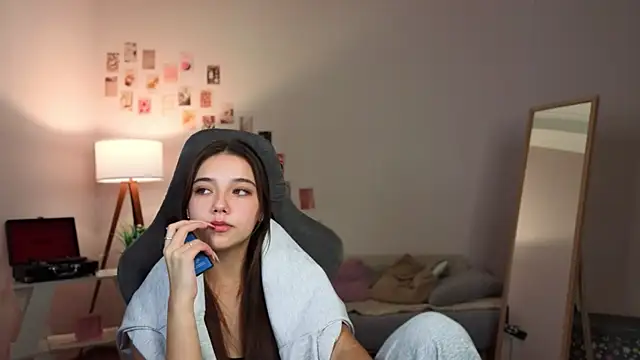 Vexorine online show from 15, 12, 2025