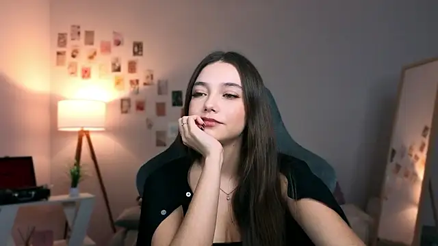 Vexorine online show from 3, 3, 2026