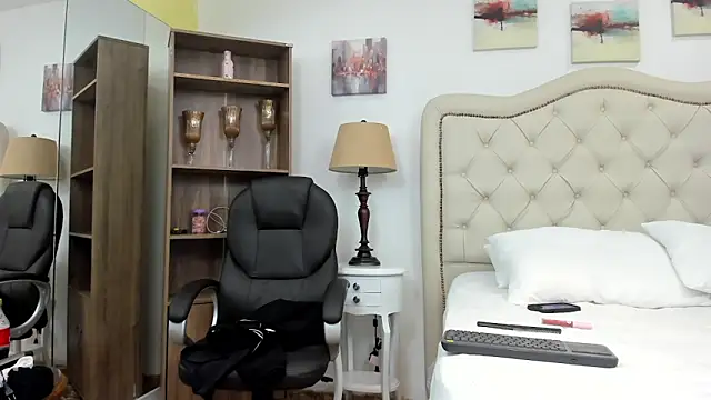 molly madisson  online show from 23, 2, 2026