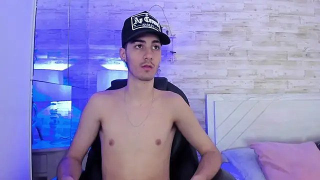 Emir Ozan  online show from 13, 1, 2026