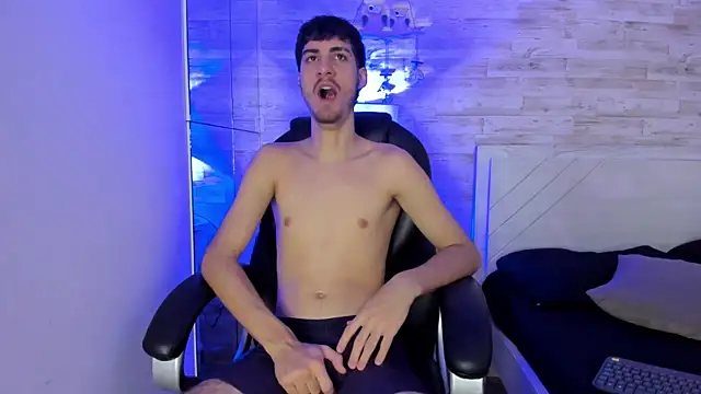 Emir Ozan  online show from 18, 12, 2025