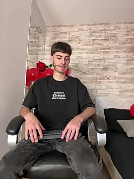 Emir Ozan  online show from 13, 2, 2026