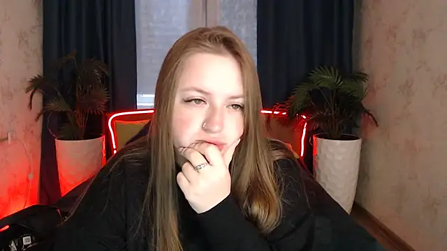 GirlPlayer online show from 6, 4, 2026