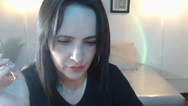 Juliana  lx online show from 9, 3, 2026