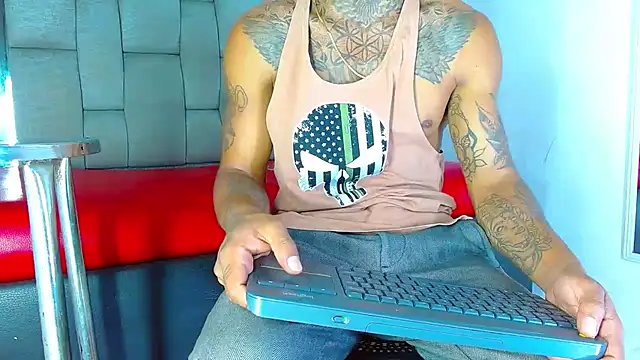 Hot Latino x online show from 18, 3, 2026