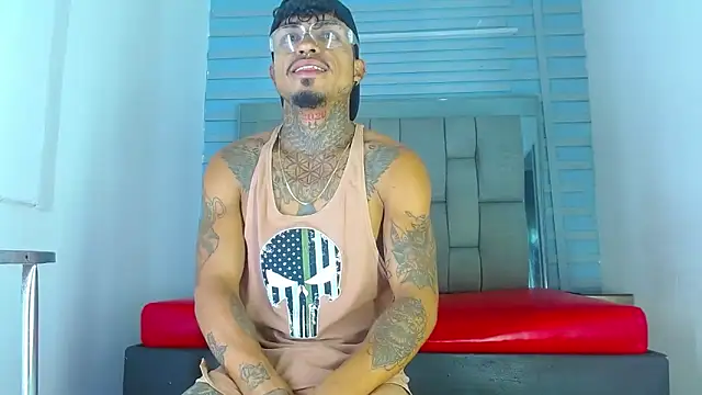 Hot Latino x online show from 15, 3, 2026