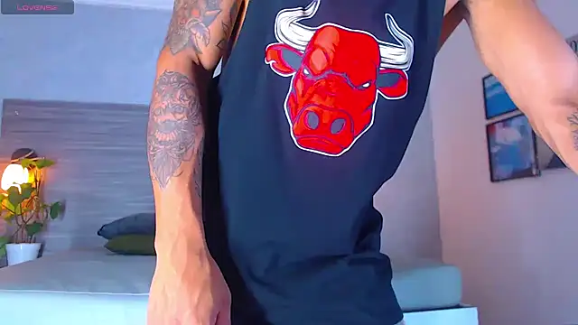 Hot Latino x online show from 27, 2, 2026