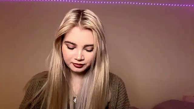 KarissaBoisse online show from 26, 11, 2025